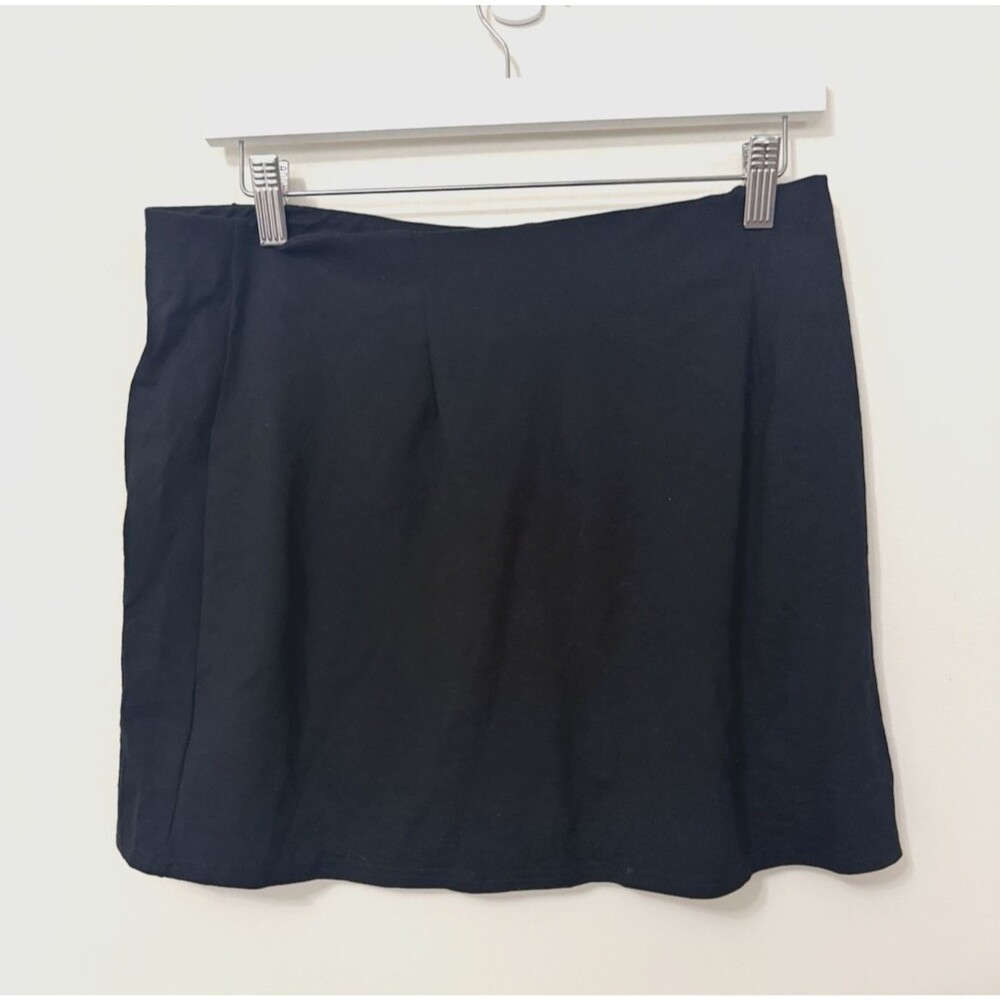 American Eagle Black A-Line Short Skort Women's Regular Size L MPN 4295